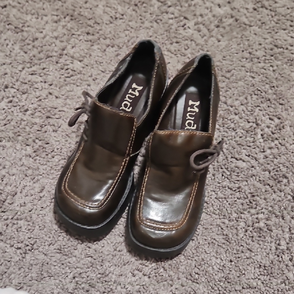 Mudd Women's Dark Brown Slip-On Loafers